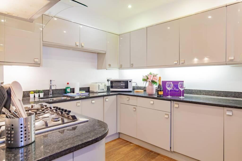 Unique And Quirky Central Apartment With Parking Οξφόρδη Εξωτερικό φωτογραφία